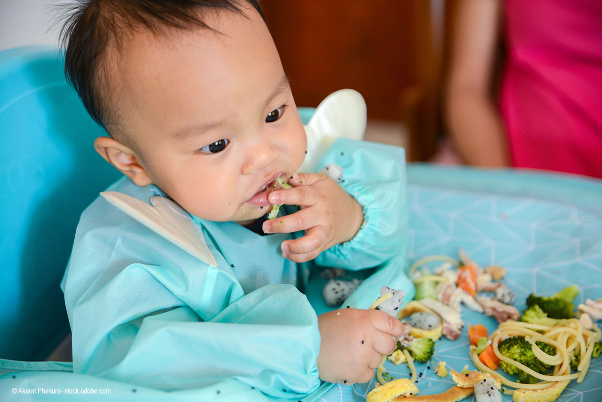 baby eating
